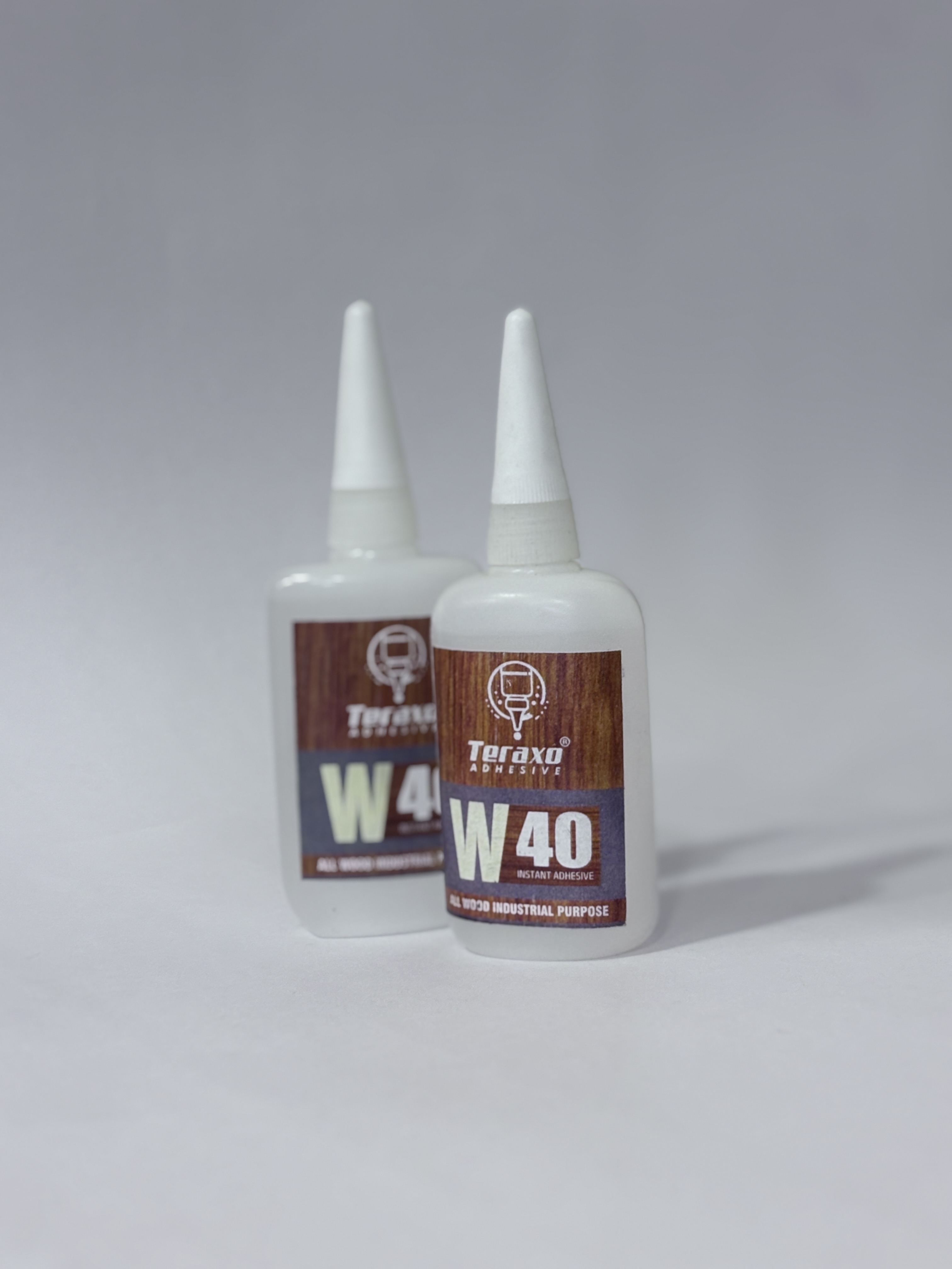 W40 – Instant Adhesive (Premium Wood Grade) - View 2